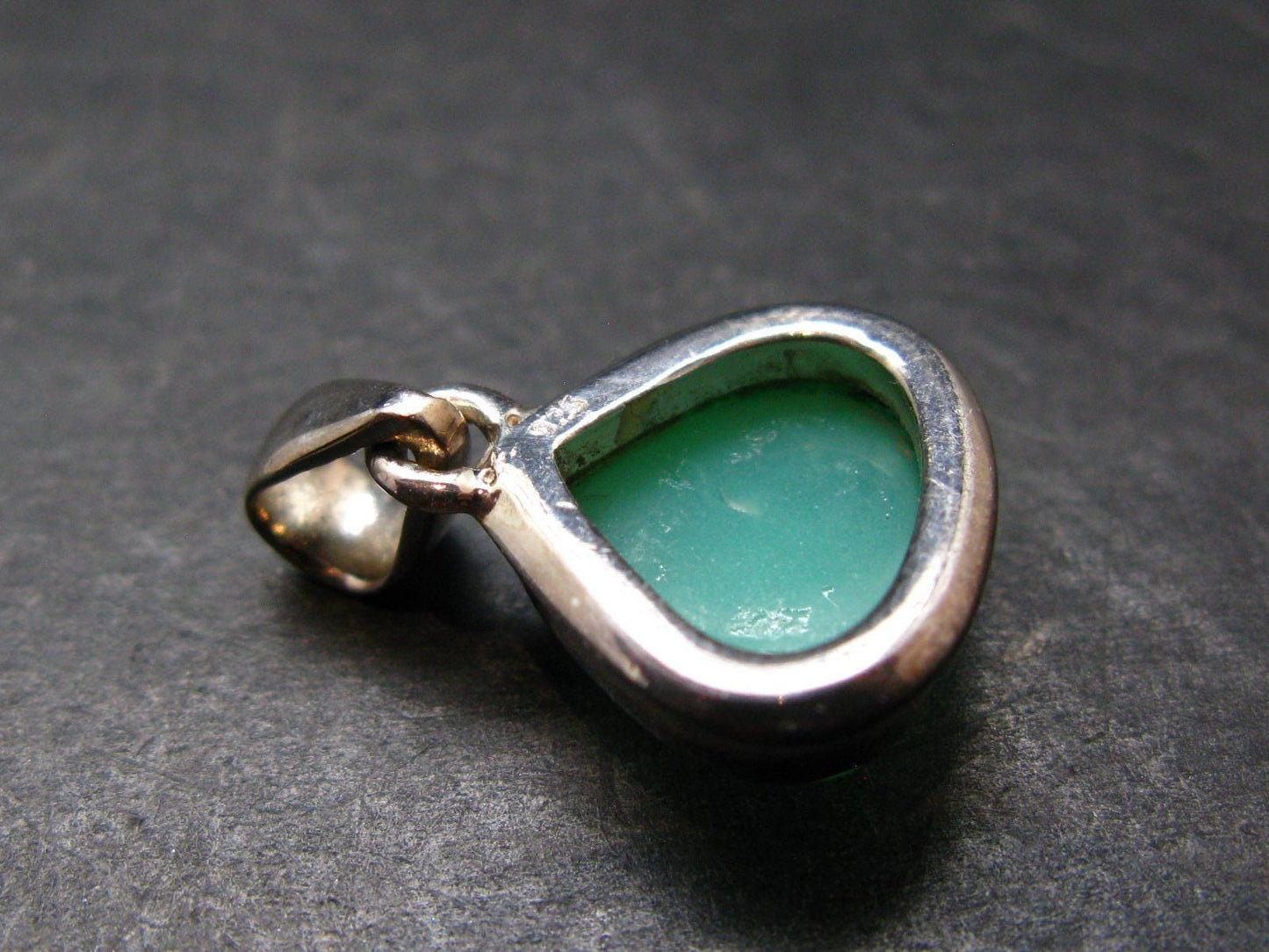 Rich Green Chrysoprase Silver Pendant From Australia - 0.9" - 4.35 Grams