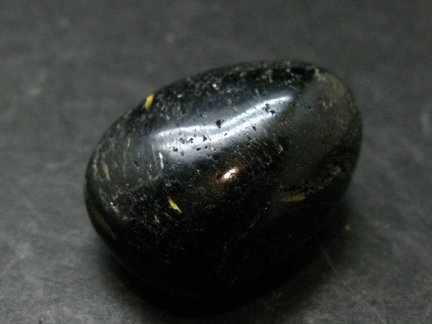 Rare Nuumite Nuummite Tumbled Stone From Greenland - 16.72 Grams - 1.0"