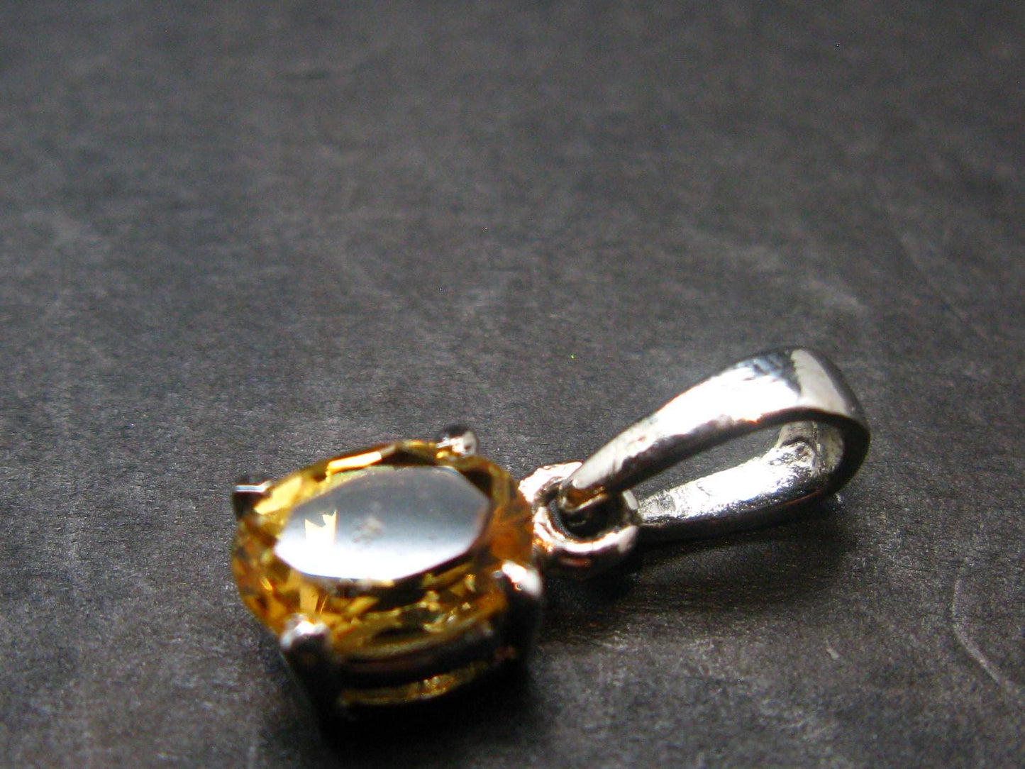 Yellow Citrine Gem Facetted Sterling Silver Pendant From Brazil With CZ - 0.7" - 1.03 Grams