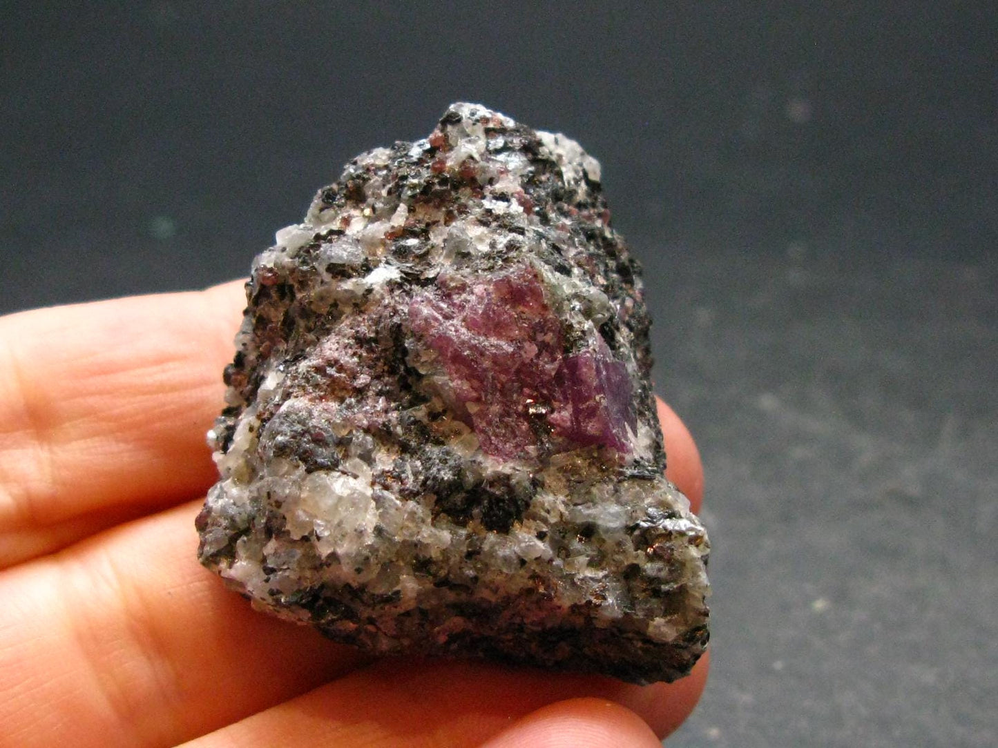 Ruby Cluster on Matrix From Russia - 1.4" - 30.08 Grams