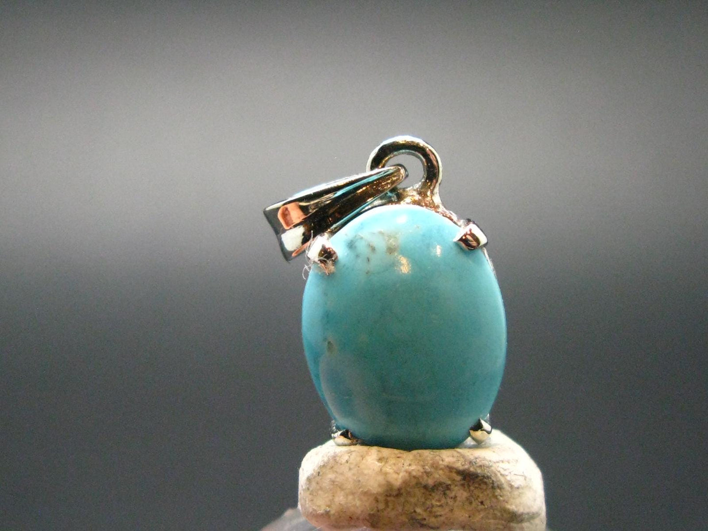 Turquoise Silver Pendant - 1.0" - 3.18 Grams