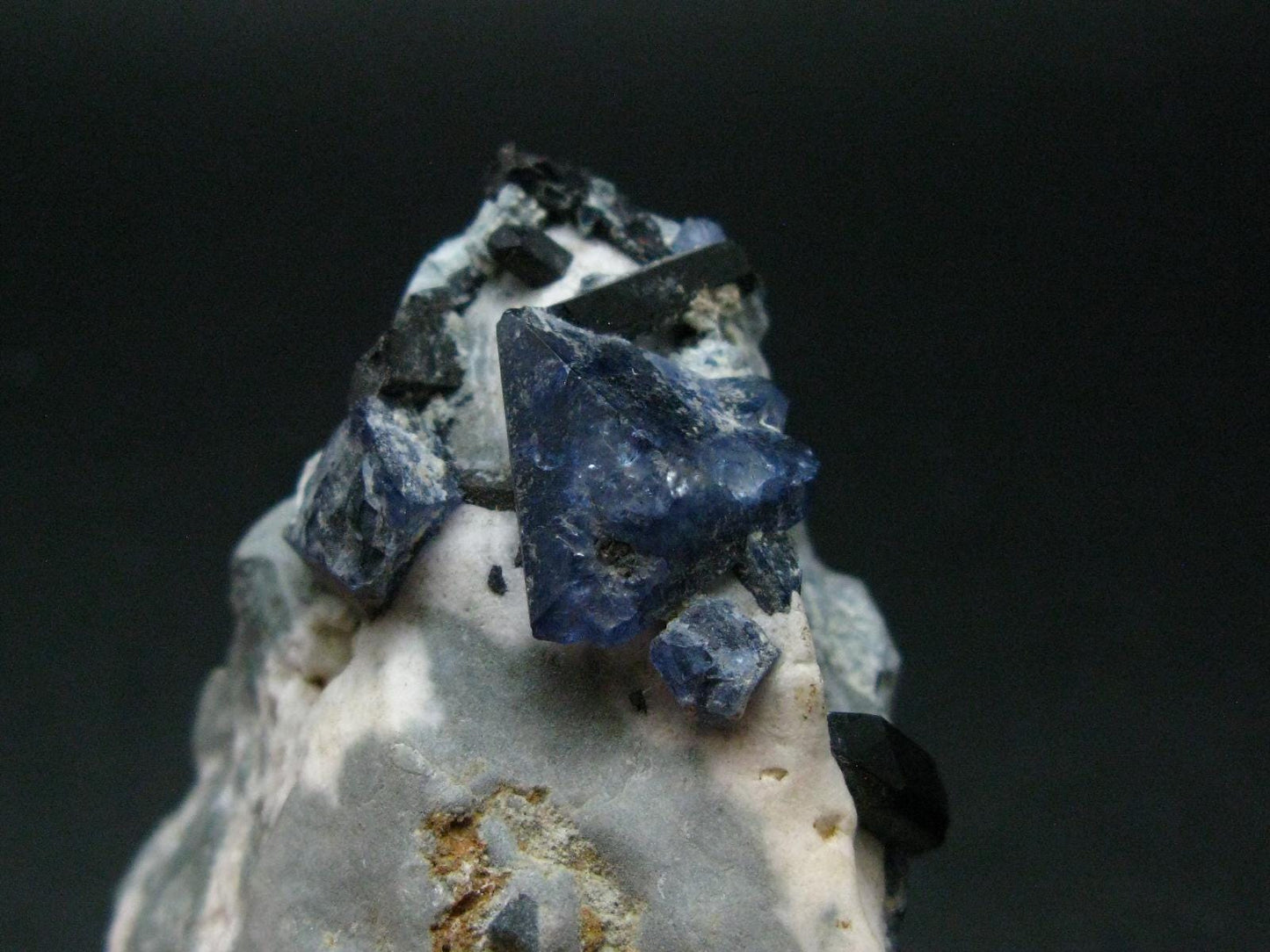 Benitoite and Neptunite on Natrolite Cluster From California - 1.5" - 10.35 Grams