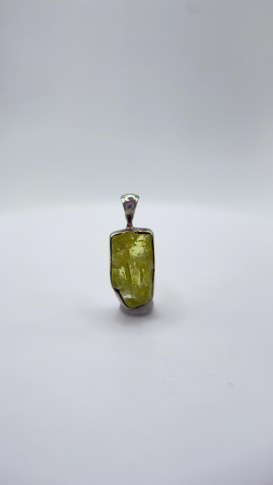 Chrysoberyl Raw Stone Pendant Green Yellow Gemstone Silver Necklace Pendant Natural Crystal Jewelry Gift