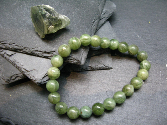 Rare Green Apatite Genuine Bracelet ~ 7 Inches ~ 8mm Round Beads