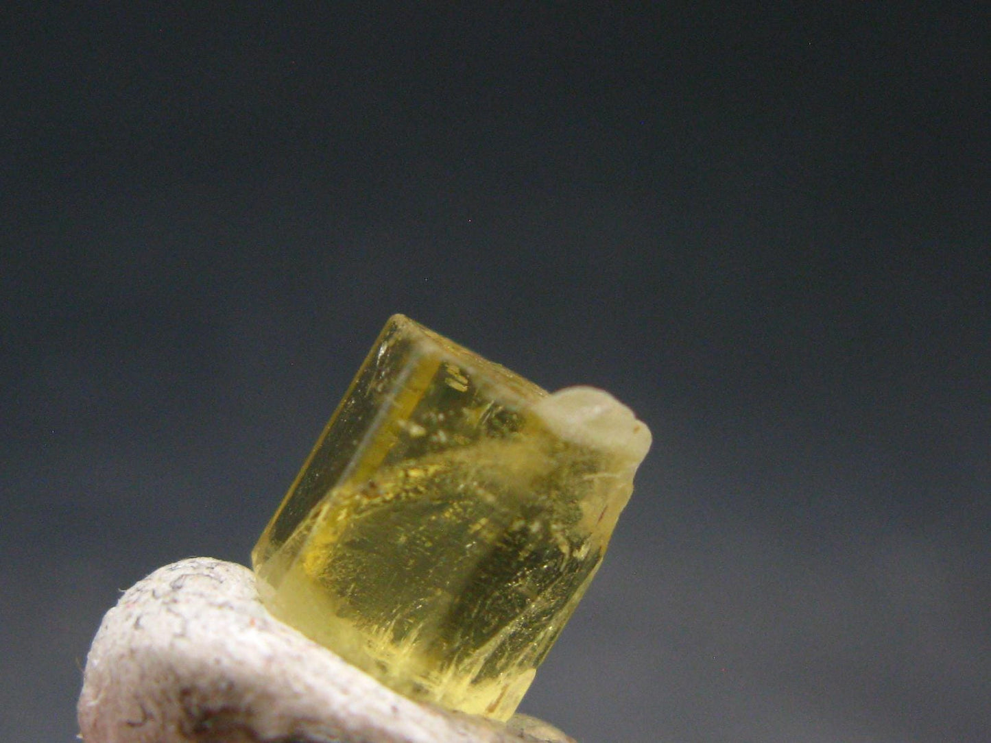 Gem Heliodor Golden Beryl Crystal From Tajikistan - 0.86 Grams - 0.3"