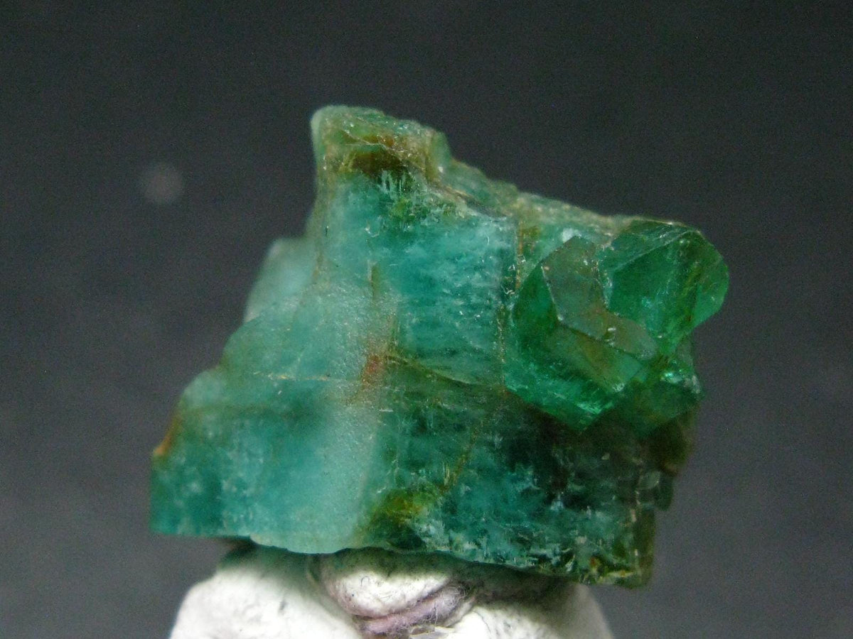Emerald Beryl Crystal From Colombia - 27.88 Carats