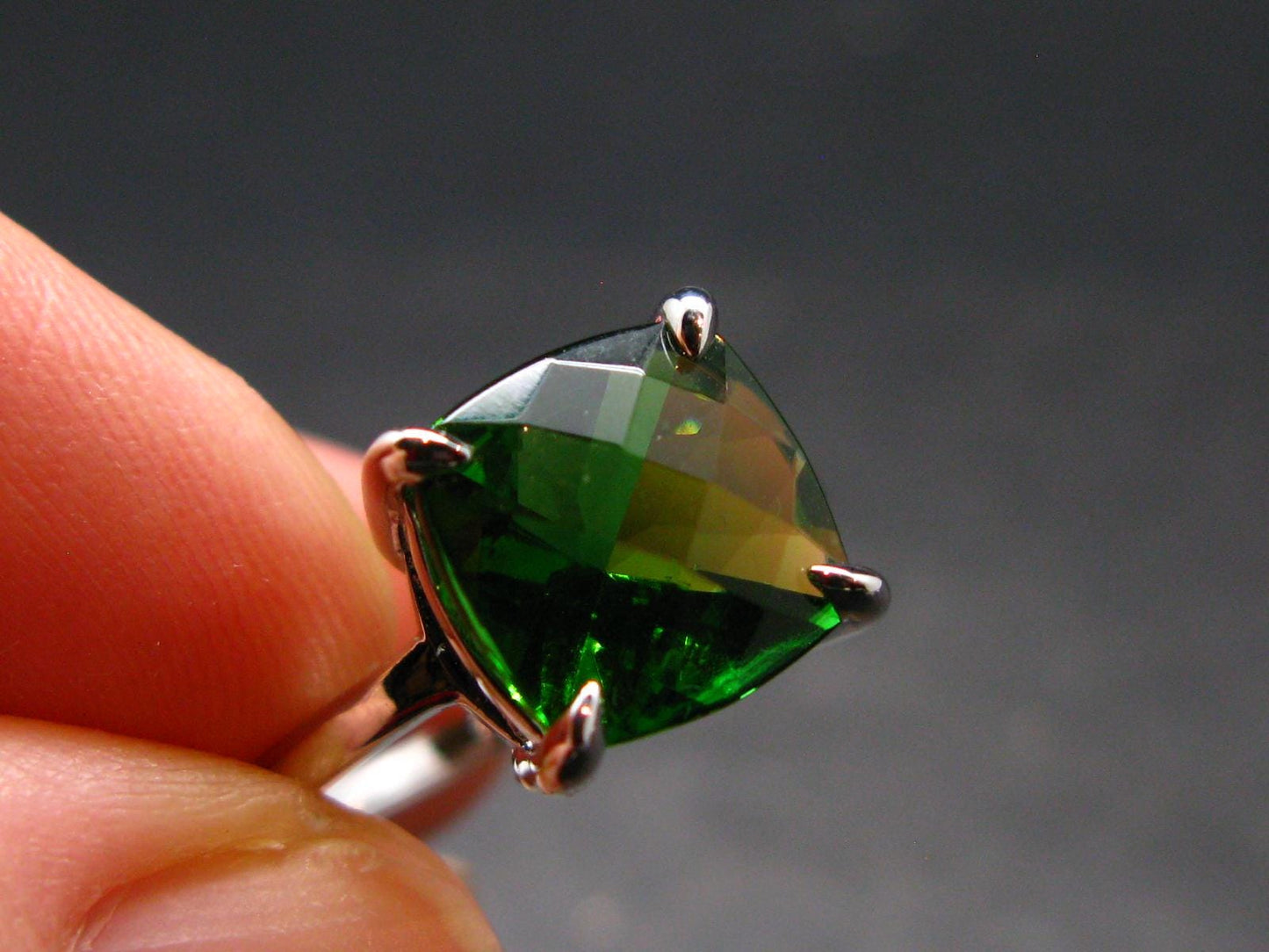 Helenite Gaia Stone Gem Sterling Silver Ring From Washington - Size 8 - 3.20 Carats