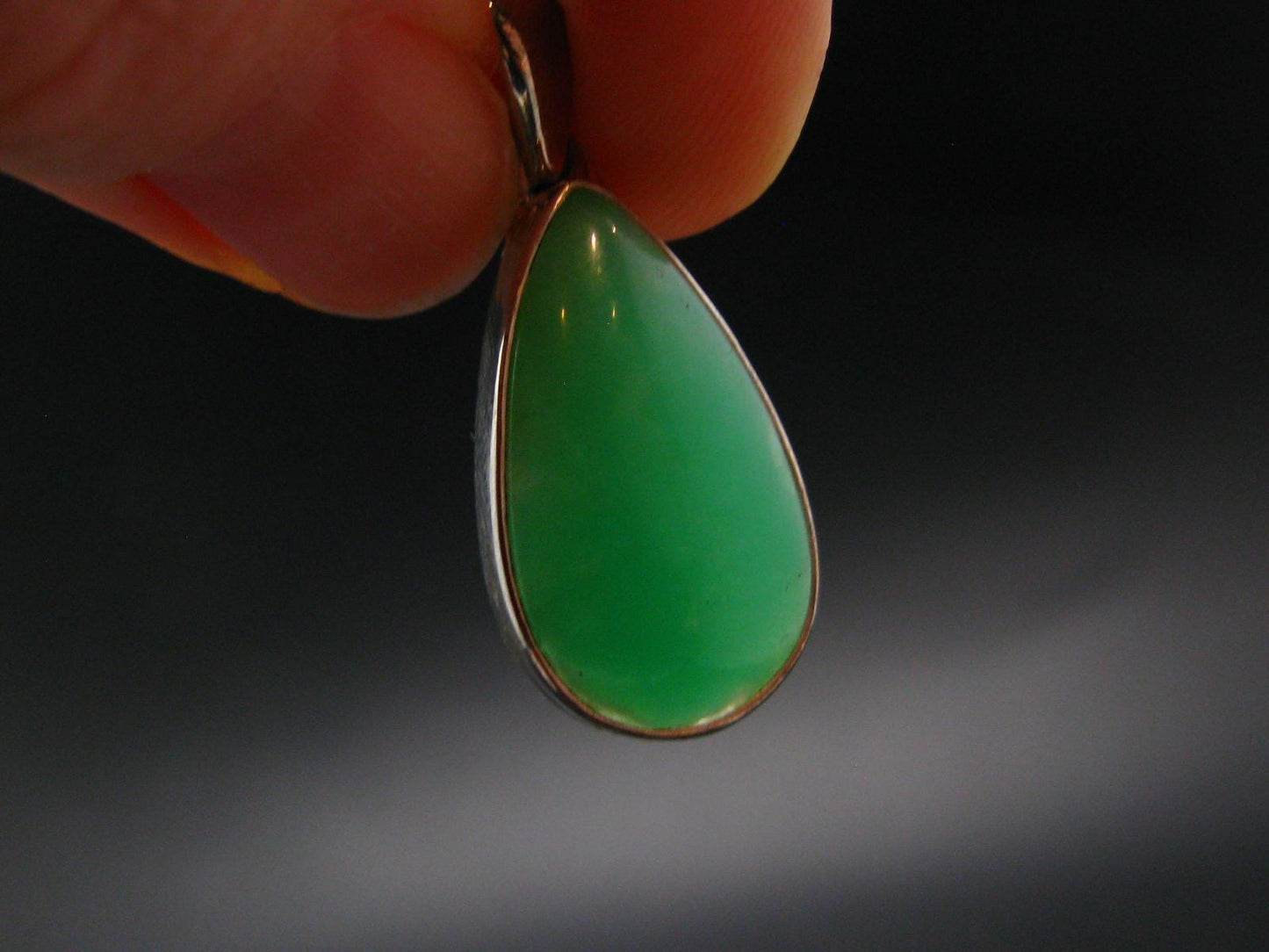 Rich Green Chrysoprase Silver Pendant From Australia - 1.2" - 3.65 Grams