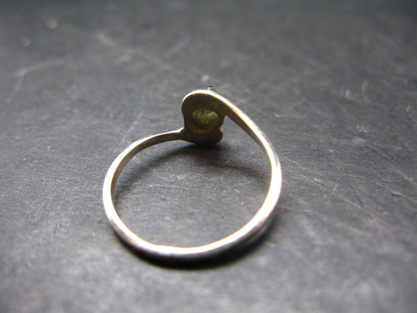 Cute Gem Moldavite Sterling Silver Ring From Czech Republic - Size 7 - 1.3 Grams