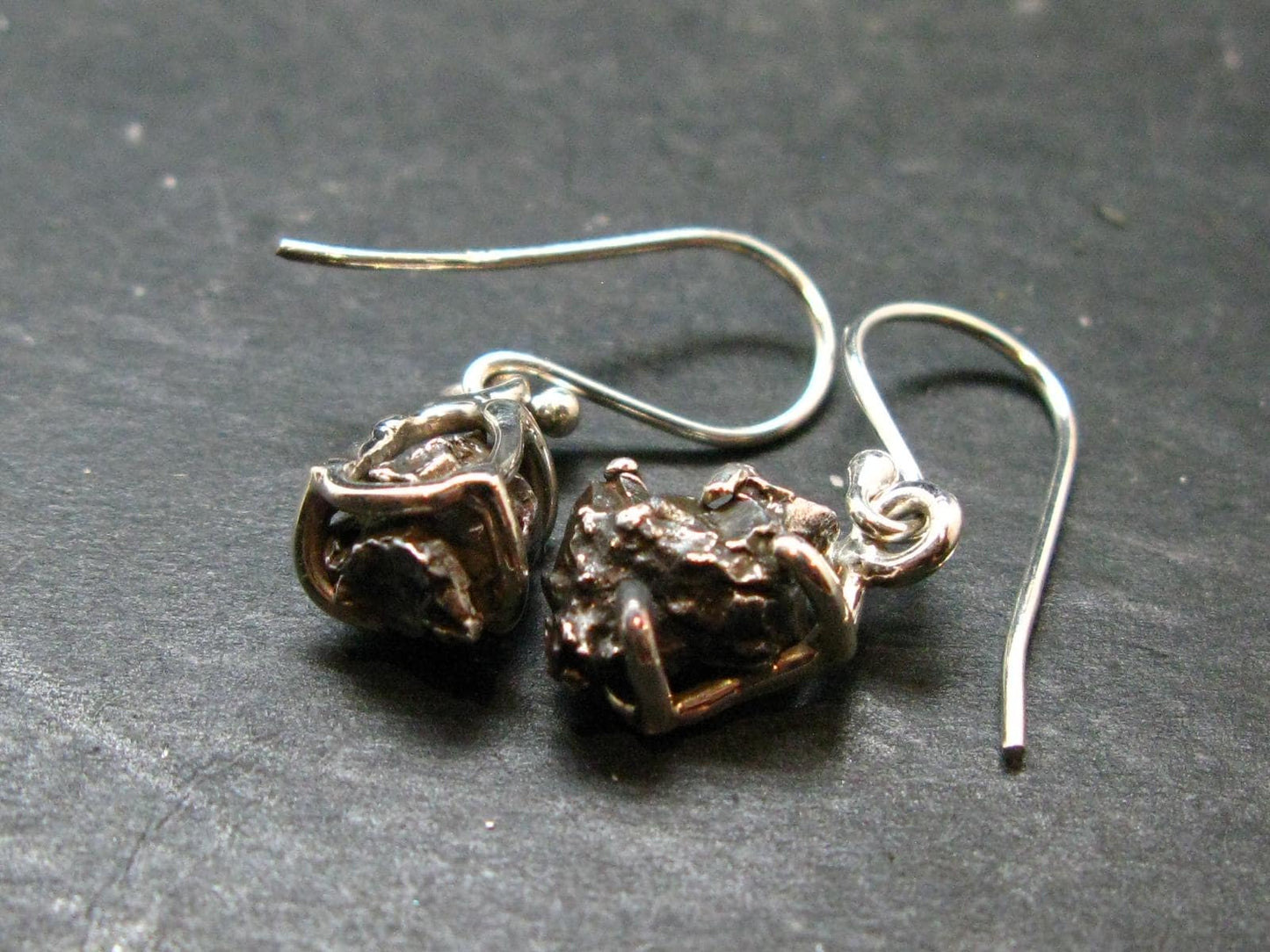 Raw Campo Del Cielo Meteorite Earrings In Silver From Argentina - 6.96 Grams