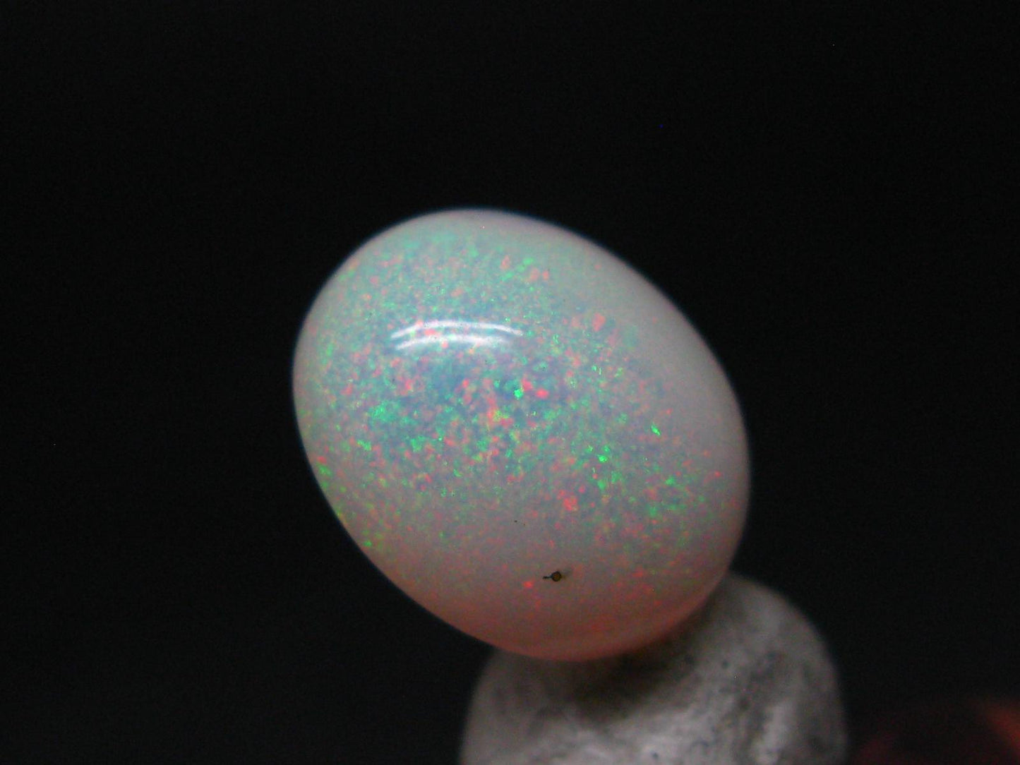 Precious Opal Cabochon From Welo Ethiopia - 6.15 Carats