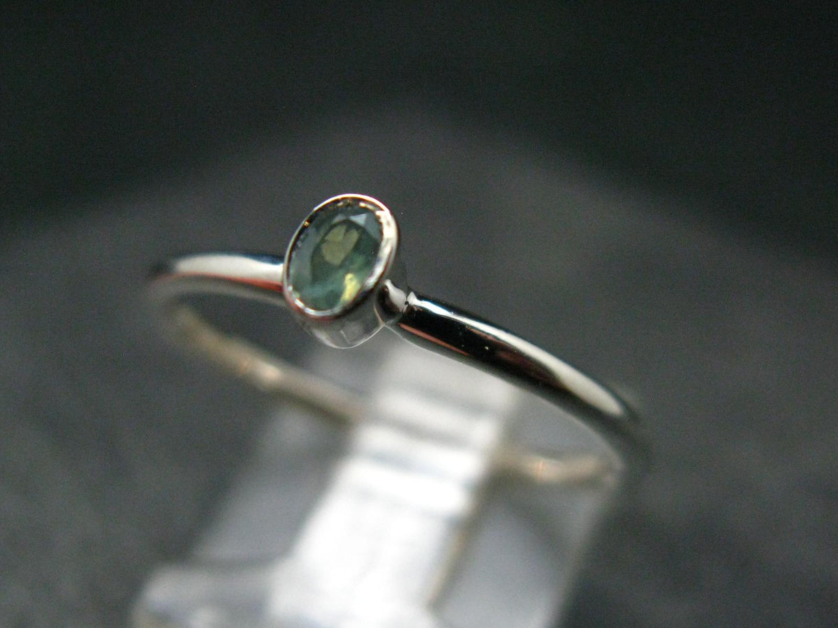 Genuine Alexandrite Gem Silver Ring From Russia - Size 8 - 1.45 Grams