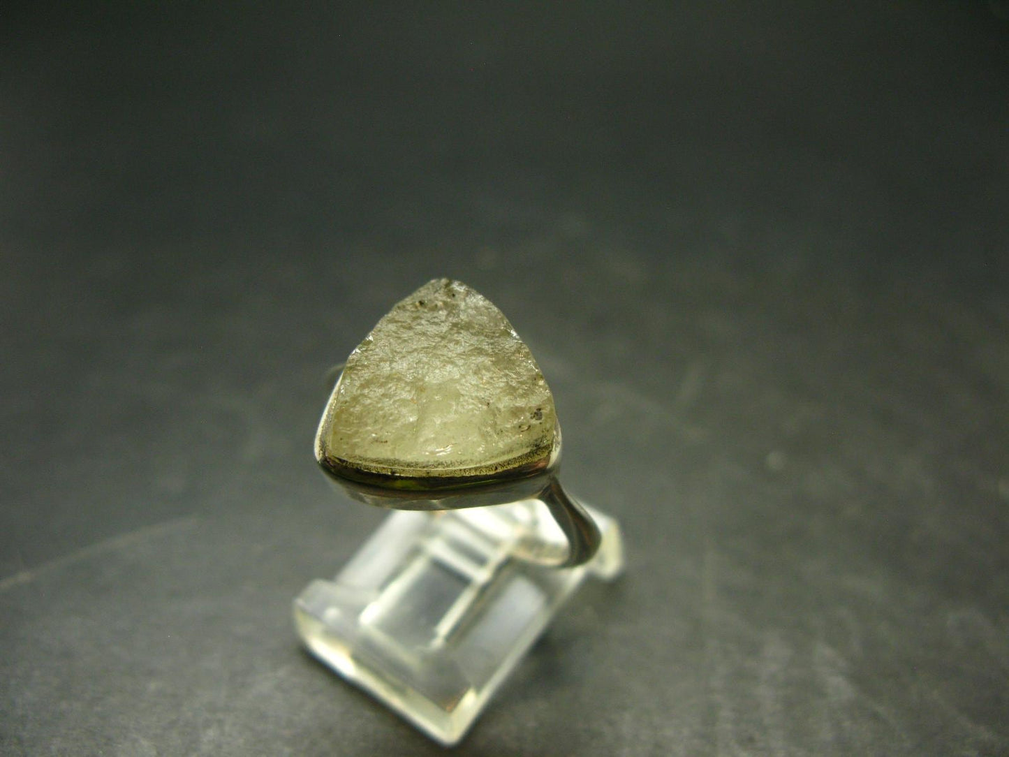 Natural Gem Raw Libyan Desert Glass Tektite Sterling Silver Ring from Libya - Size 9 - 4.9 Grams
