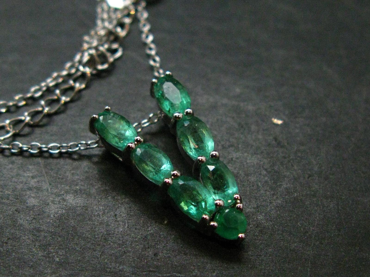 Emerald Silver Pendant W/Chain From Colombia - 2.54 Grams Total