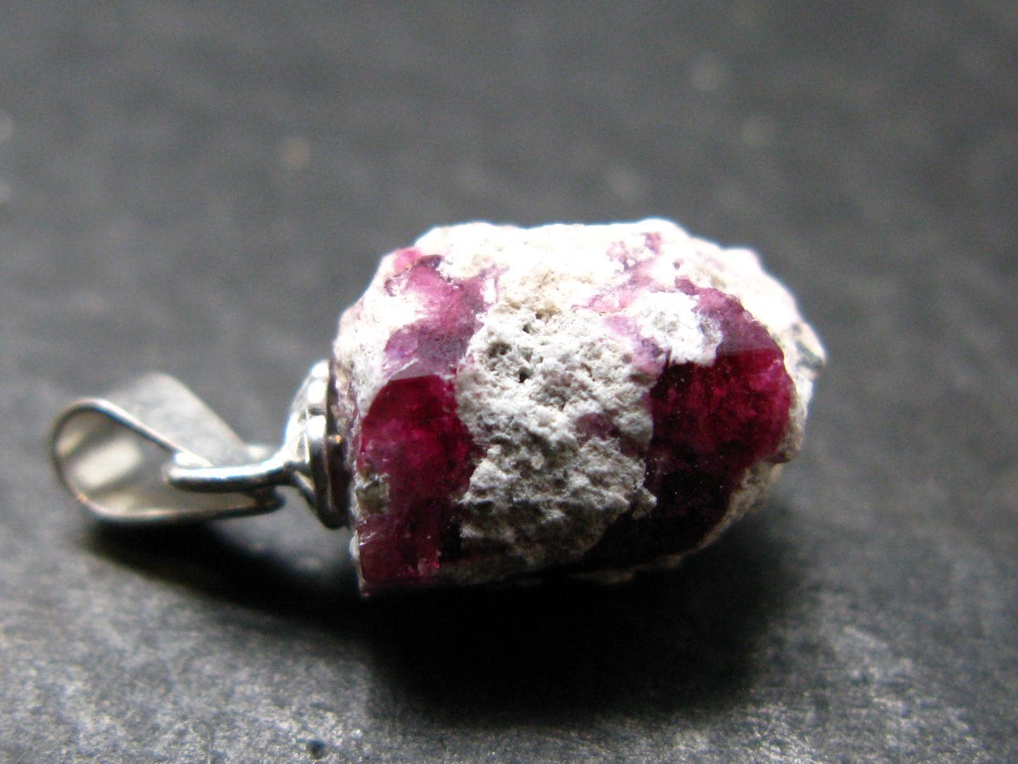 Bixbite Red Emerald Beryl Silver Pendant From Utah USA - 5.45 Carats - 0.7"
