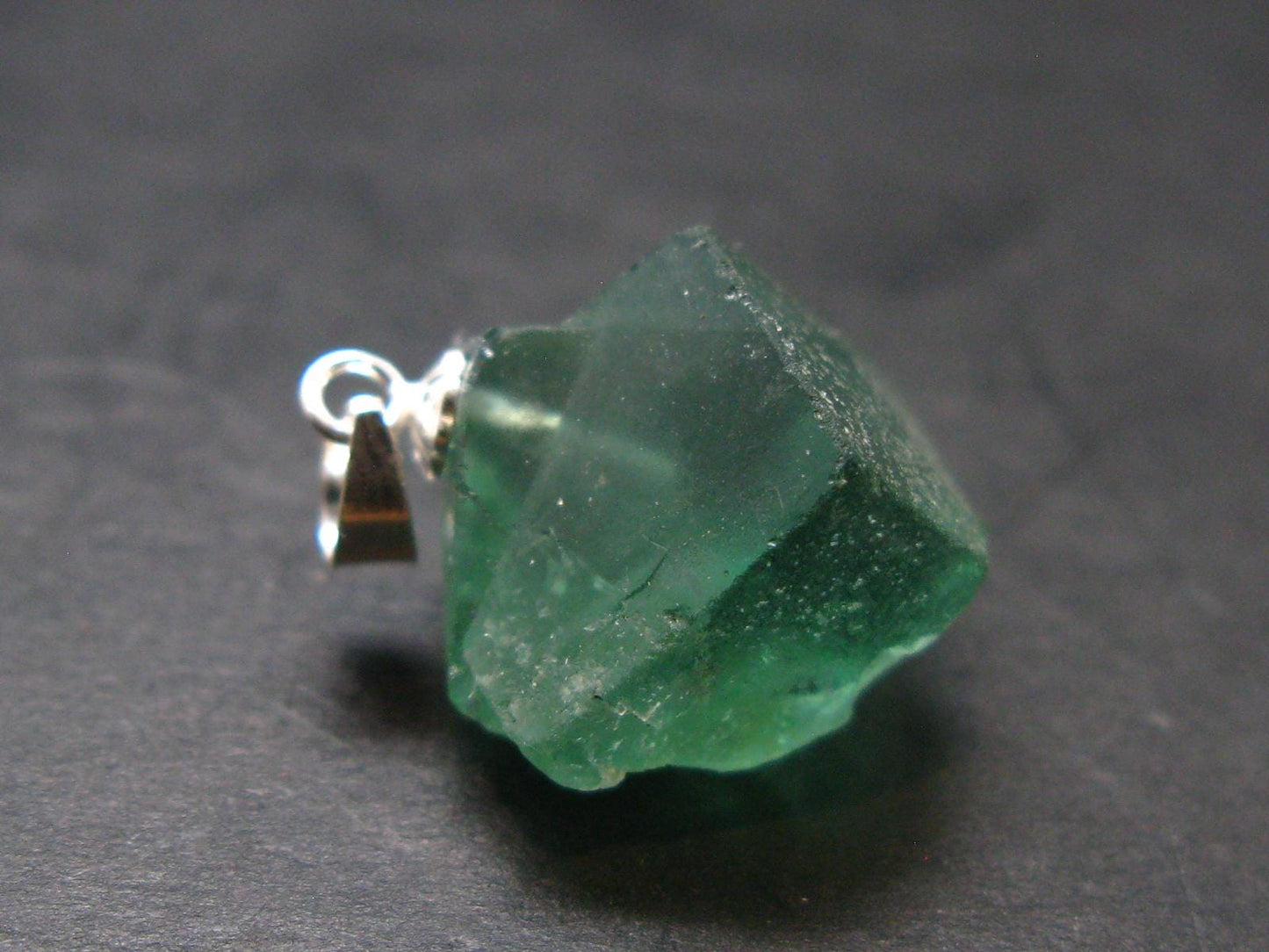 Rare!! Emerald Green Fluorite Crystal Silver Pendant From UK - 4.0 Grams - 0.8"