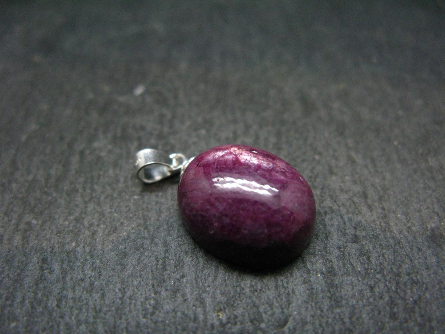 Star Ruby Sterling Silver Pendant - 0.9" - 3.27 Grams