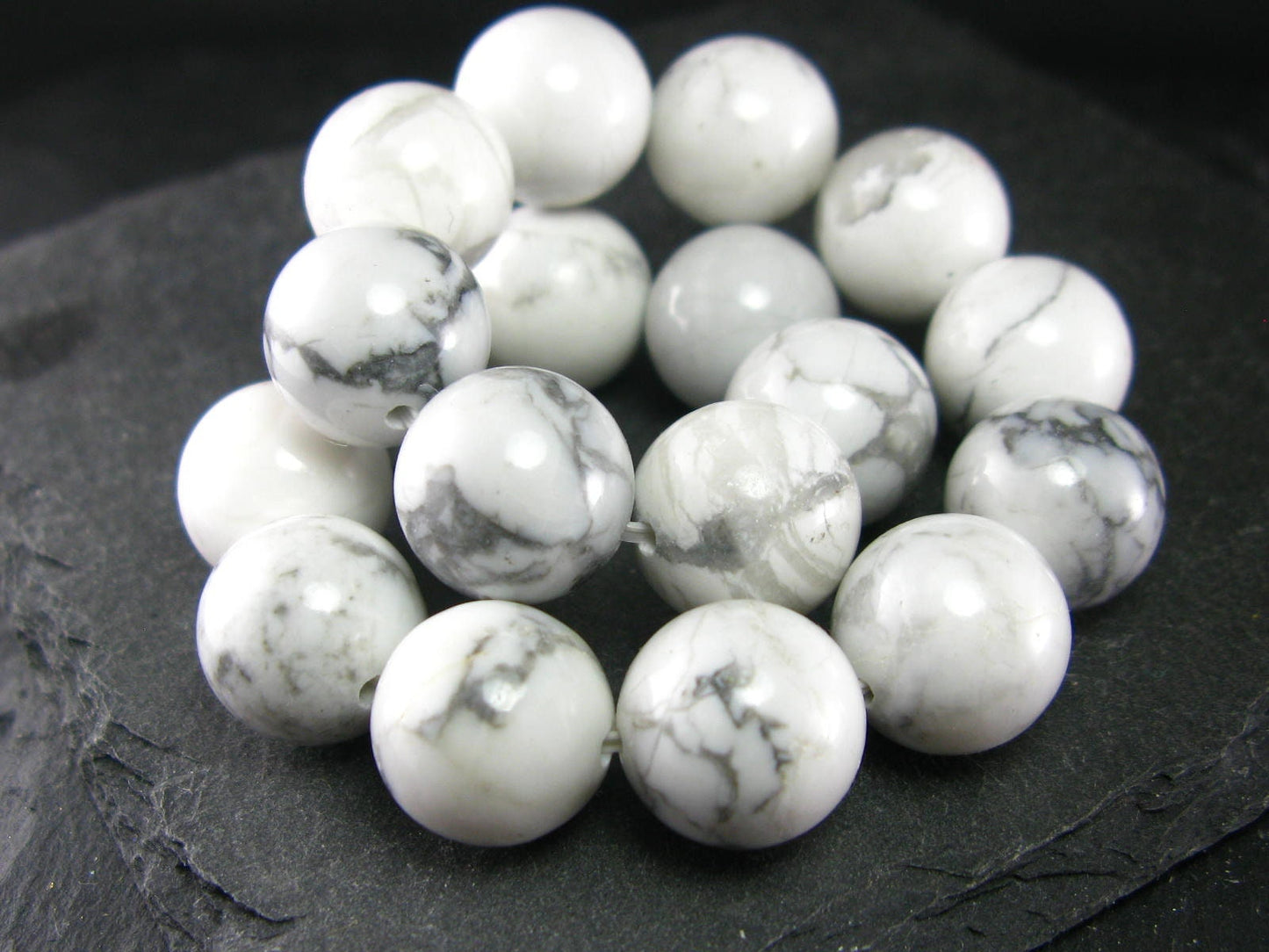 Howlite Genuine Bracelet ~ 7.5 Inches ~ 12mm Round Beads