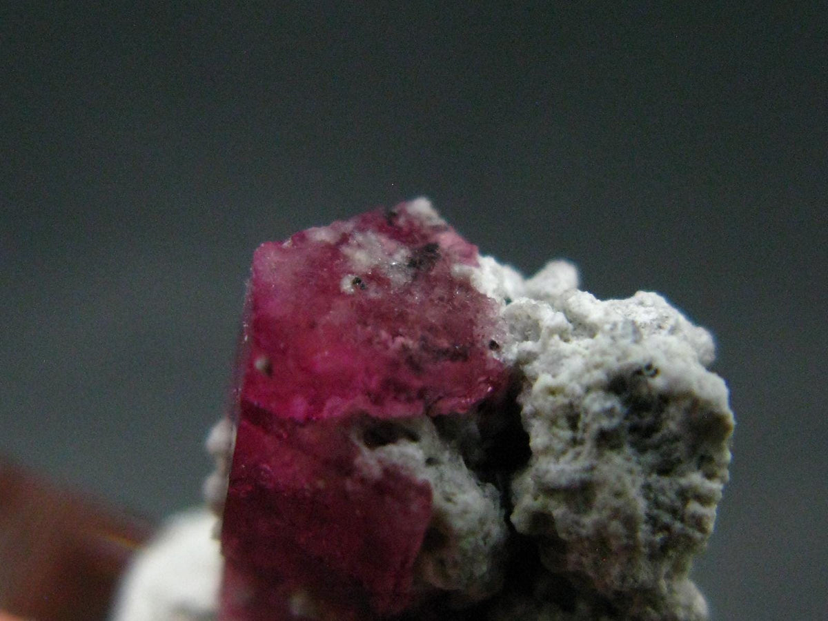 Rare Gem Bixbite Red Emerald Beryl Cluster From Utah USA - 1.3" - 0.88 Grams