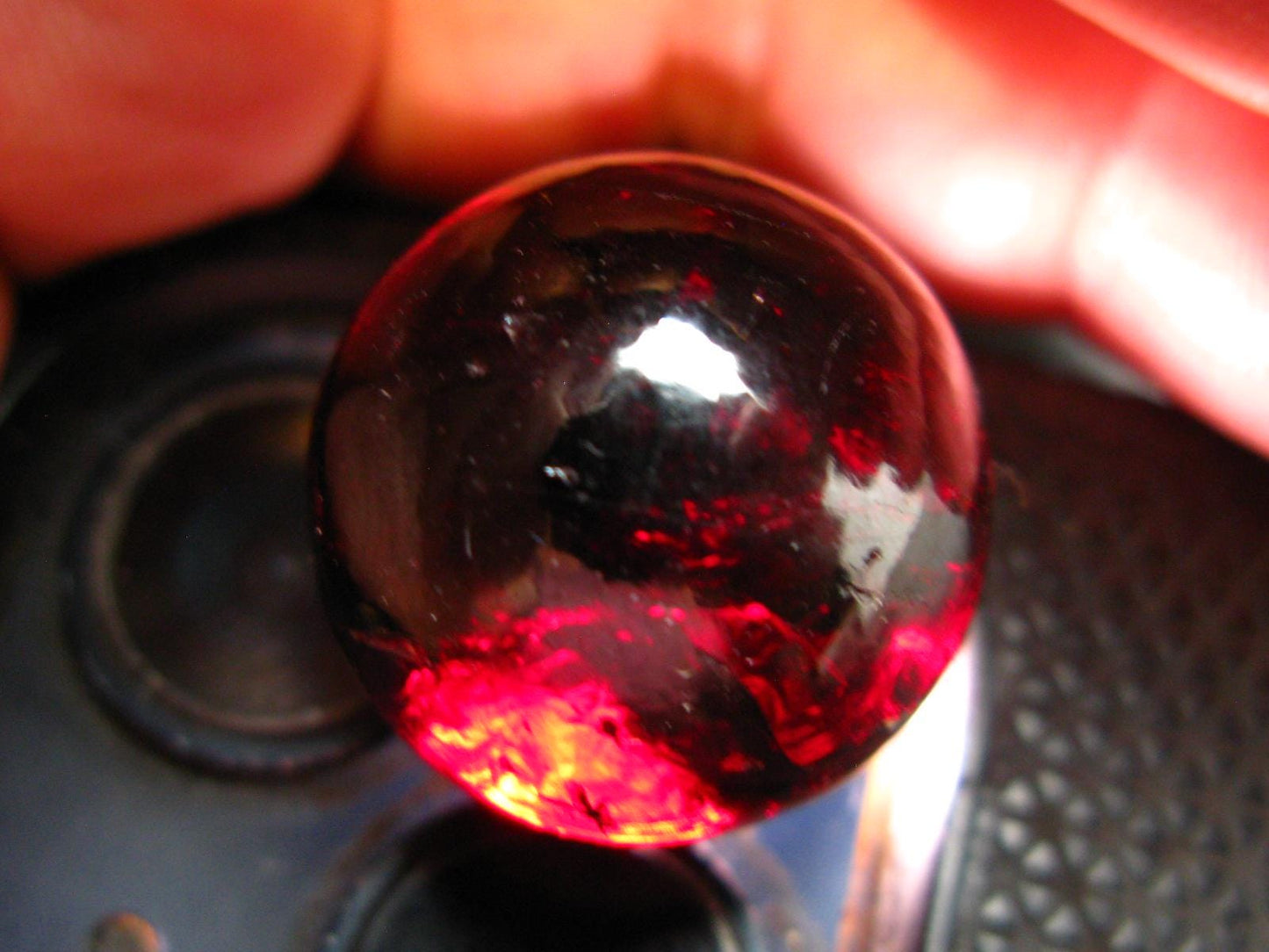 Red Gem Garnet Almandine Sphere Ball From India - 17.82 Grams - 0.8"