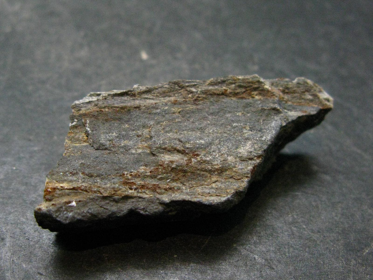 Rare ISUA Stone Raw Piece from Greenland - 1.7" - 16.07 Grams