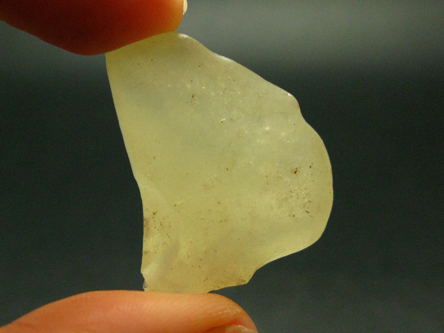 Nice Gem Libyan Tektite Raw Piece From Libya - 12.96 Grams - 1.1"