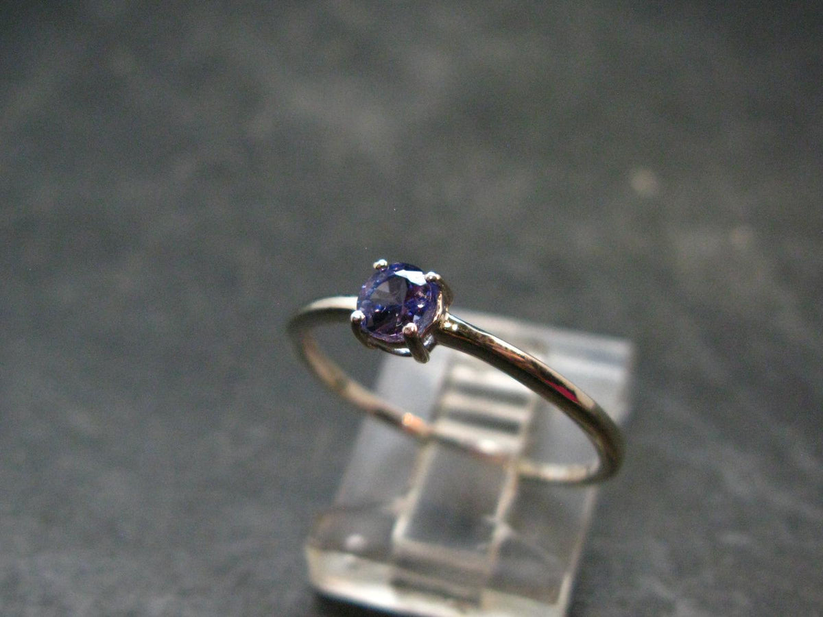 Tanzanite (Zoisite) Sterling Silver Ring - 0.96 Grams - Size 8
