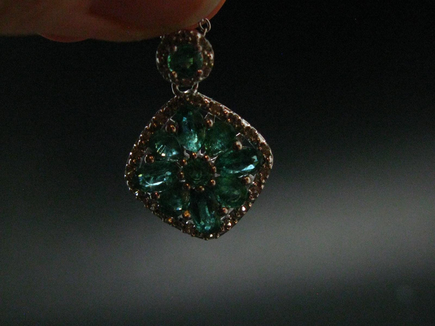 Emerald Silver Pendant W/Chain From Colombia - 4.16 Grams Total