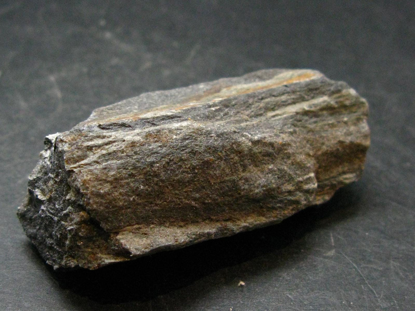 Rare ISUA Stone Raw Piece from Greenland - 2.1" - 60.27 Grams