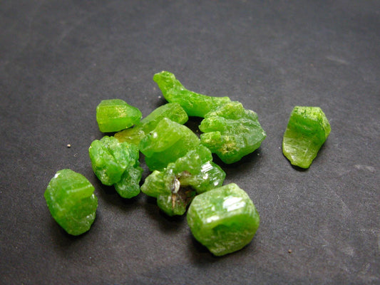 Very Nice Rare Lot of 10 Pyromorphite Crystals from China - 7.79 Grams