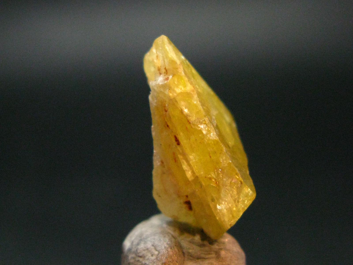 Rhodizite Rhodozite Crystal From Madagascar - 13.50 Carats - 0.7"