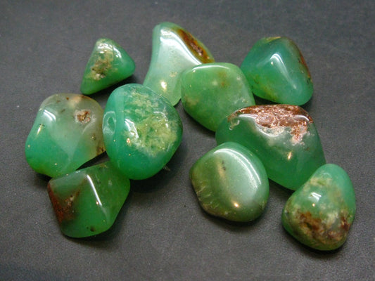 Lot of 10 natural tumbled apple-green Chrysoprase (variety of chalcedony) from Australia