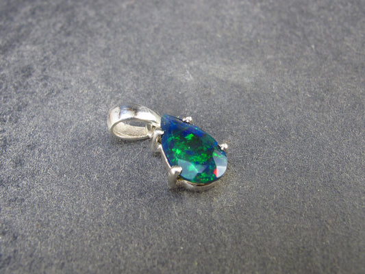 Rare Black Opal Sterling Silver Pendant from Australia - 0.7" - 0.99 Grams