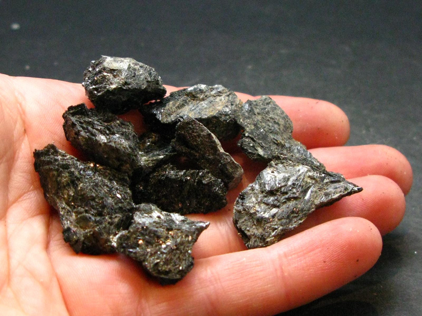 Lot of 10 Rare Nuumite Nuummite Raw Pieces From Greenland - 34.45 Grams