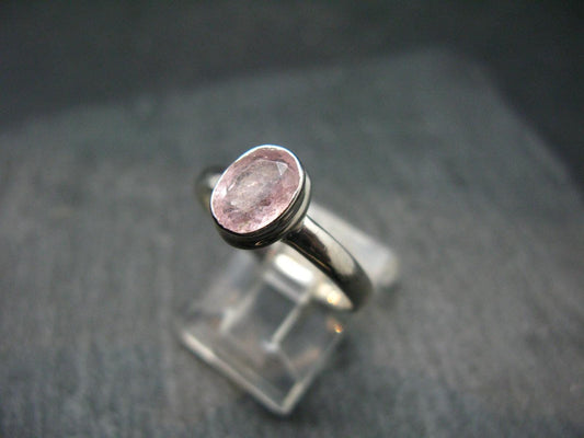 Pink Beryl!! Amazing Natural Faceted Morganite Silver Ring From Brazil - Size 8 - 2.68 Grams