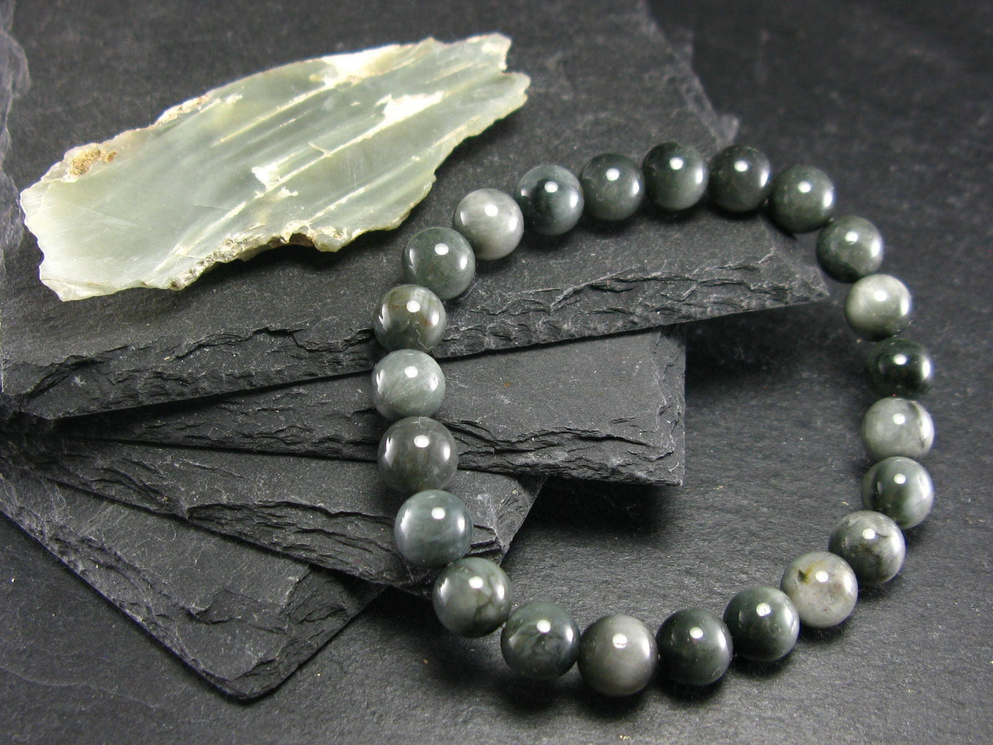 Quartz Cats Eye Eagle Eye Genuine Bracelet ~ 7 Inches ~ 8mm Round Beads