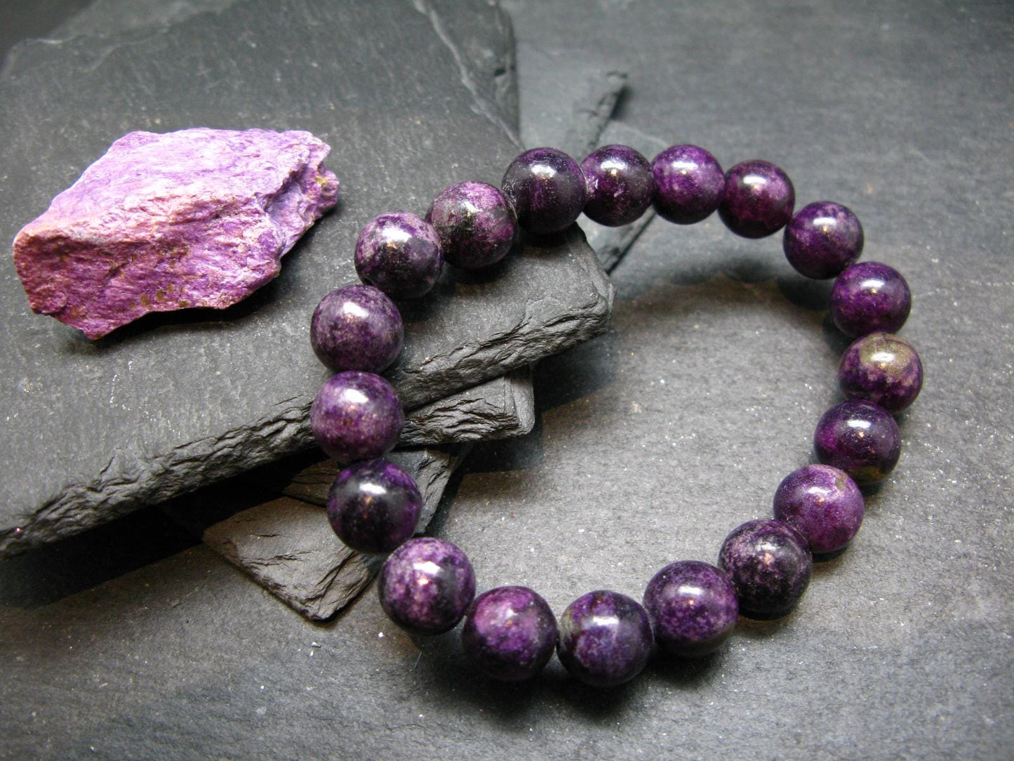 Stichtite Genuine Bracelet ~ 7 Inches ~ 11mm Round Beads