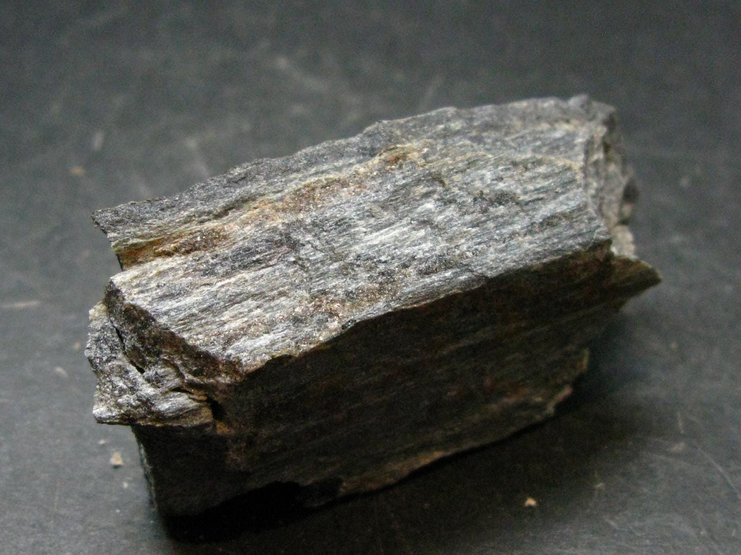 Rare ISUA Stone Raw Piece from Greenland - 2.4" - 44.67 Grams