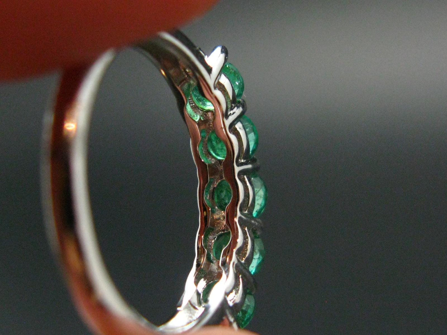 Emerald Crystal Silver Ring from Colombia - 1.25 Carats - Size 6