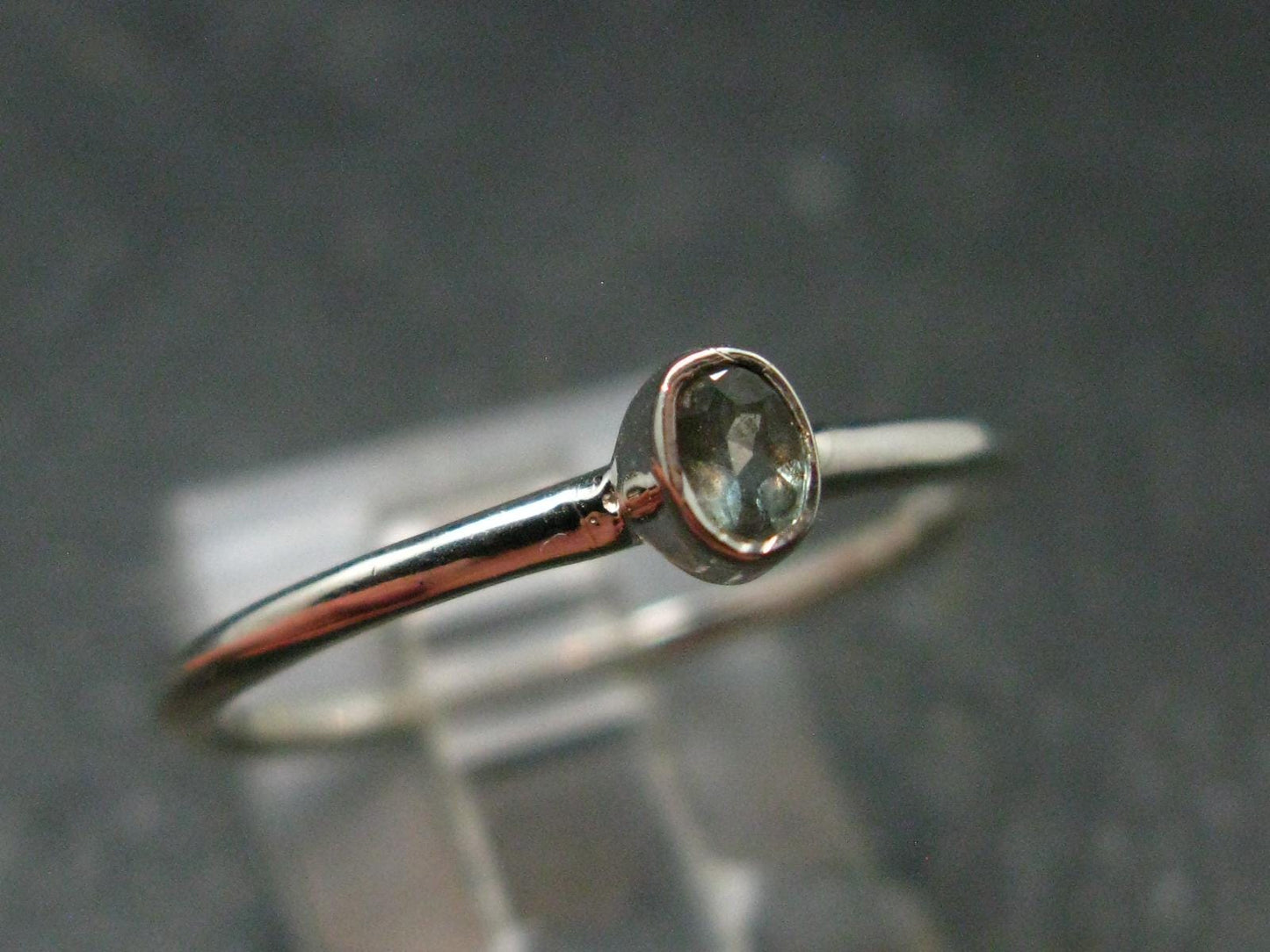 Genuine Alexandrite Gem Silver Ring From Russia - Size 9 - 1.54 Grams