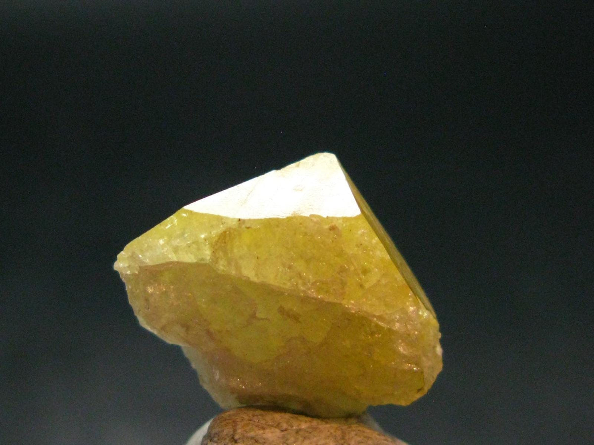 Rhodizite Rhodozite Crystal From Madagascar - 13.20 Carats - 0.7"