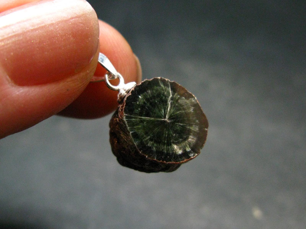 Nice Polished Seraphinite Clinochlore Stalactite Silver Pendant From Russia - 0.8" - 2.10 Grams