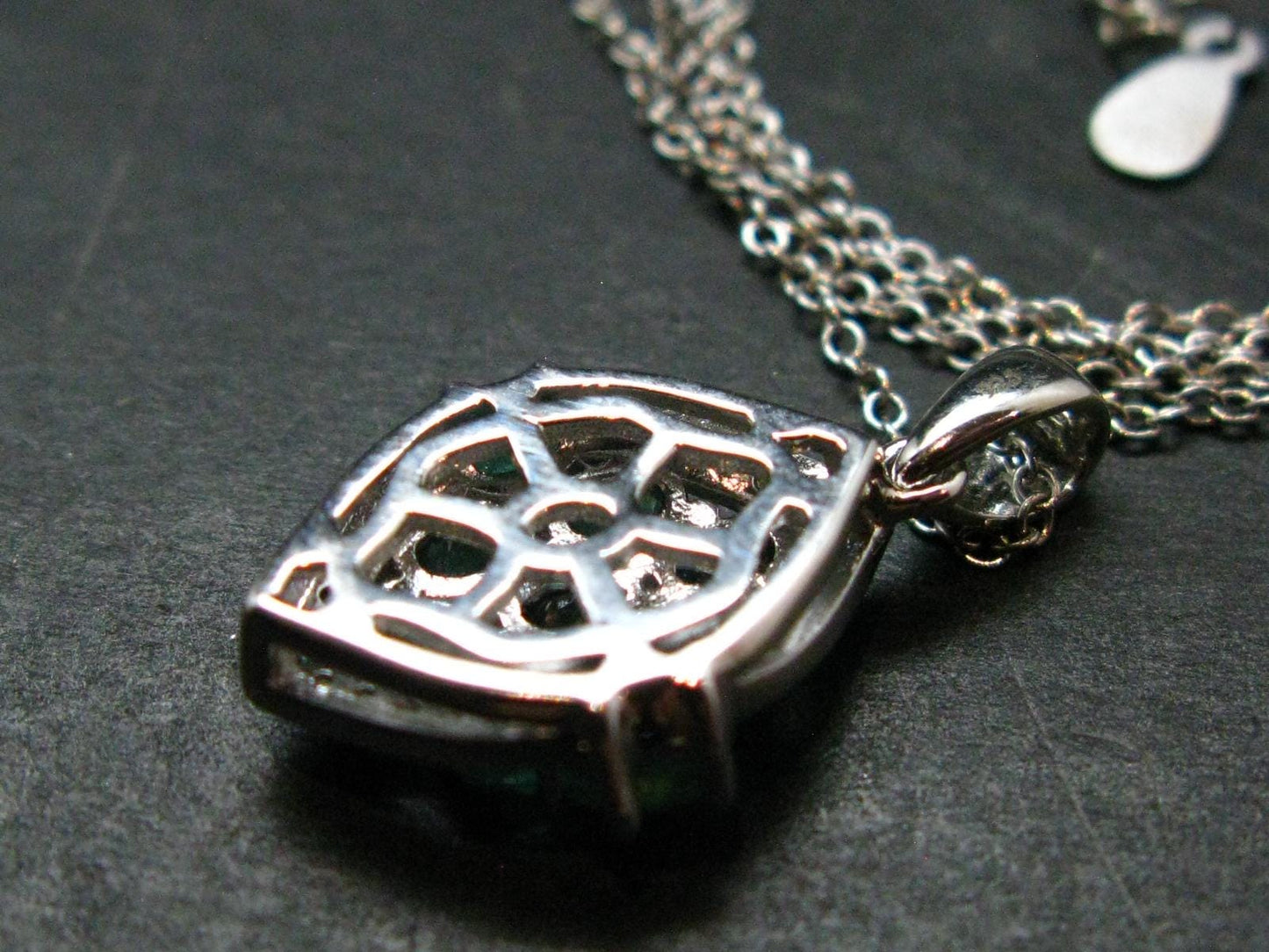 Emerald Silver Pendant W/Chain From Colombia - 3.86 Grams Total