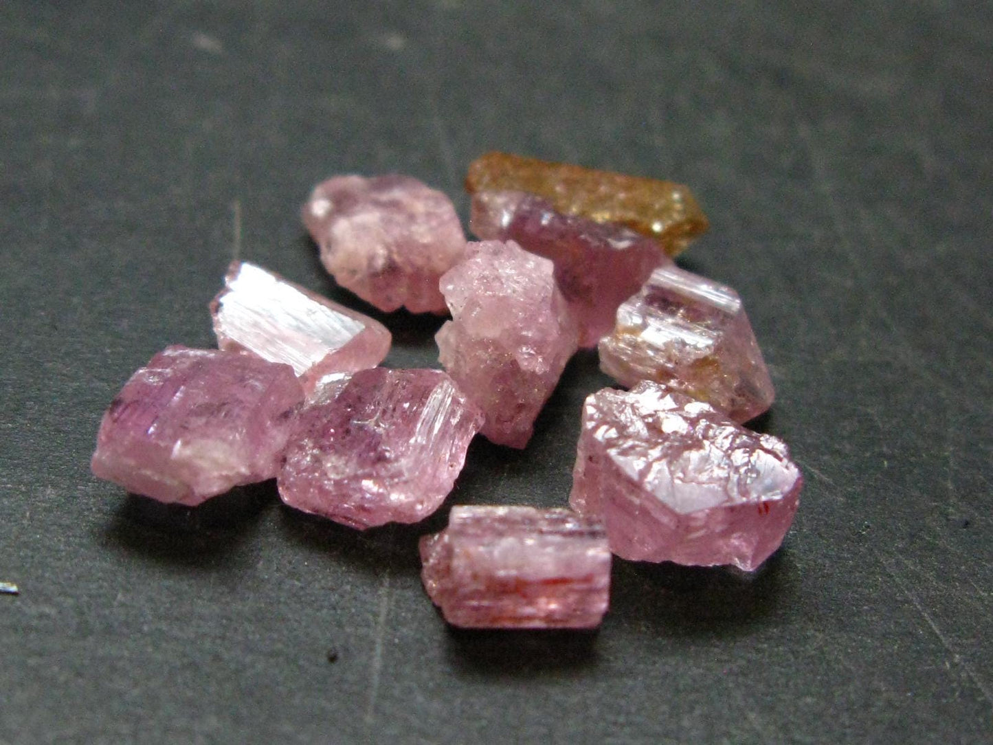Lot of 10 Pink Imperial Topaz Crystals from Brazil - 19.40 Carats