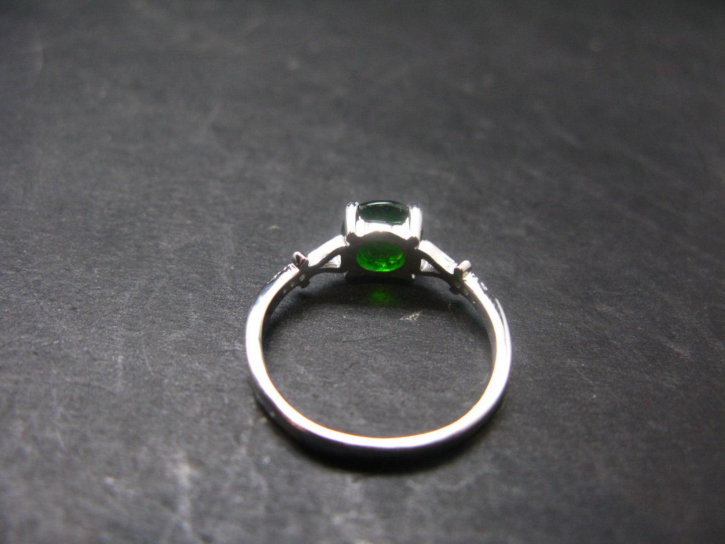 Modern Style Design!! Natural Faceted Intense Forest Green Chrome Diopside 925 Sterling Silver Ring - 1.90 Grams - Size 7.25