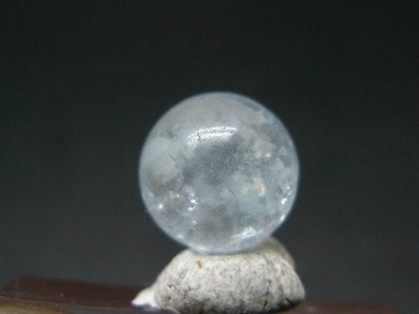Blue Topaz Sphere Ball From Brazil - 1.0cm - 9.40 Carats