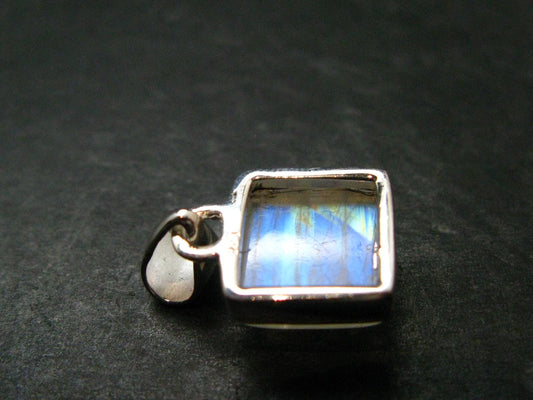 Natural Glow From Inside Moonstone 925 Silver Pendant - 0.7" - 2.64 Grams