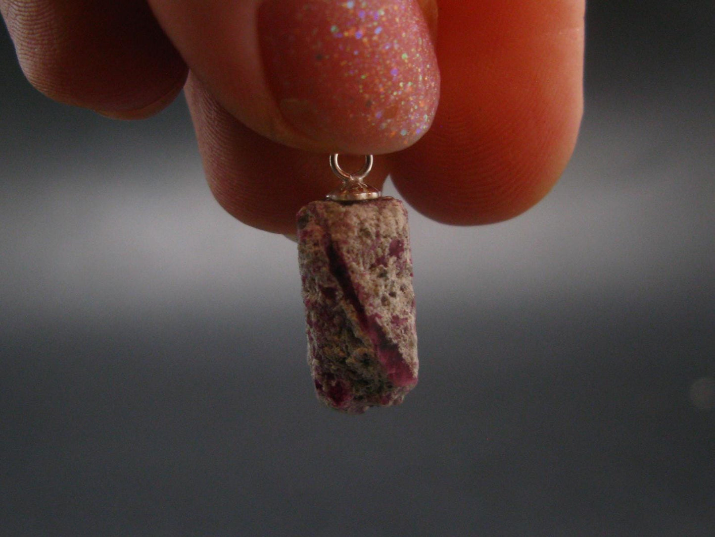 Bixbite Red Emerald Beryl Silver Pendant From Utah USA - 8.0 Carats - 0.8"