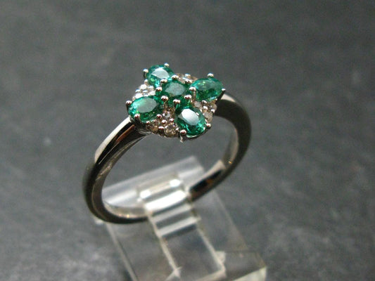 Emerald Faceted Silver Ring from Colombia - 3.54 Grams Total - Size 8.75