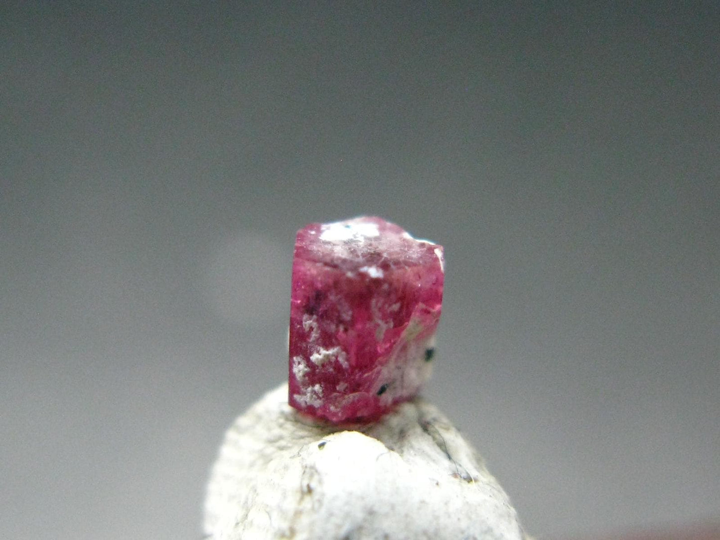 Nice Rare Gem Bixbite Red Emerald Beryl Crystal From Utah USA - 0.37 Carats